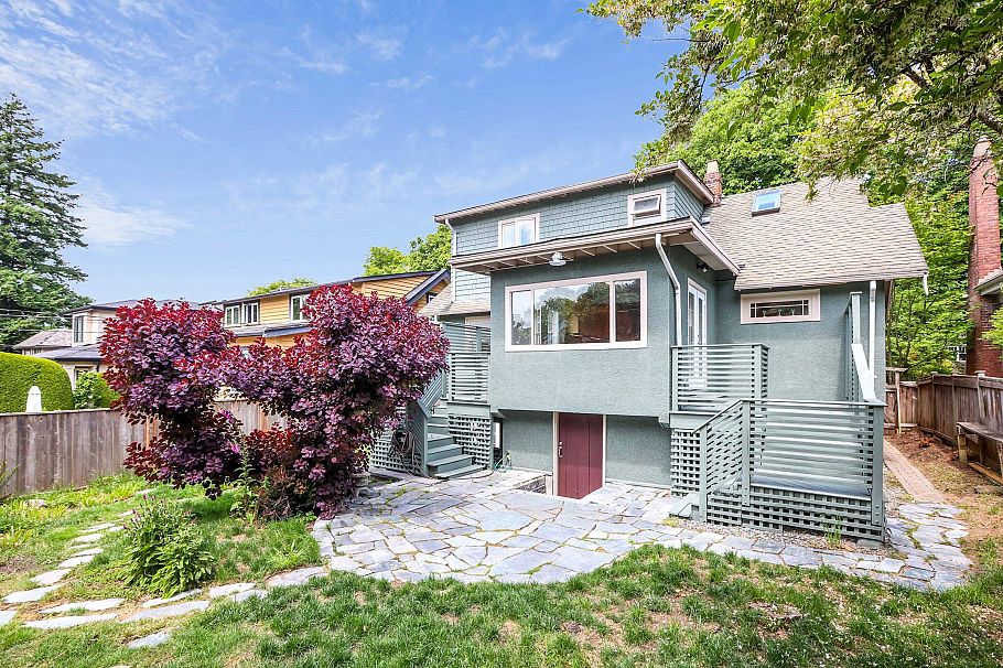 3962 W 22nd Avenue Vancouver, BC - 29