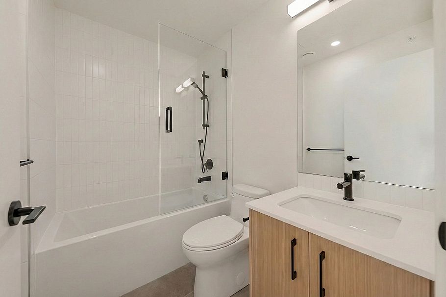 TH8 324 E Ridgeway Avenue North Vancouver, BC - 21