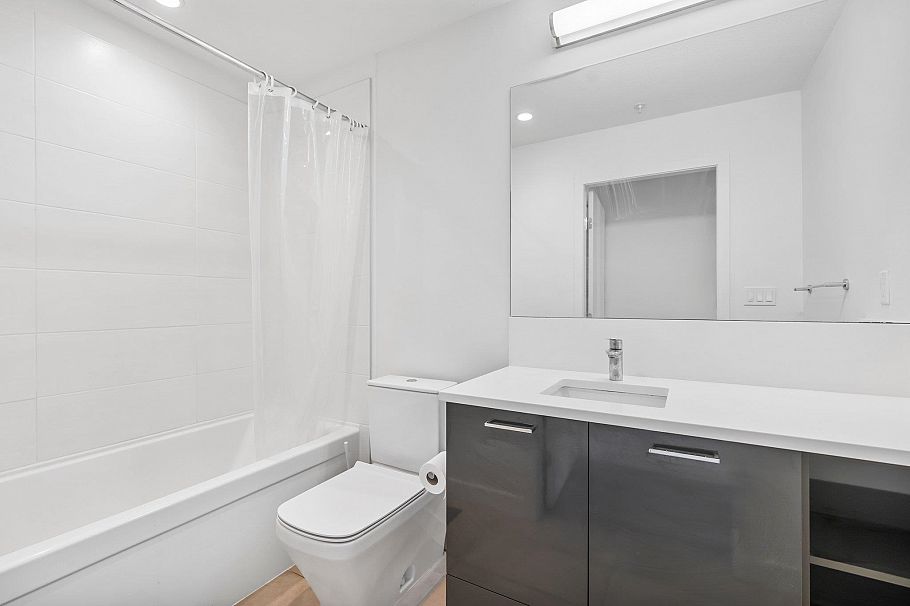 #410 3581 Ross Drive Vancouver, BC - 21