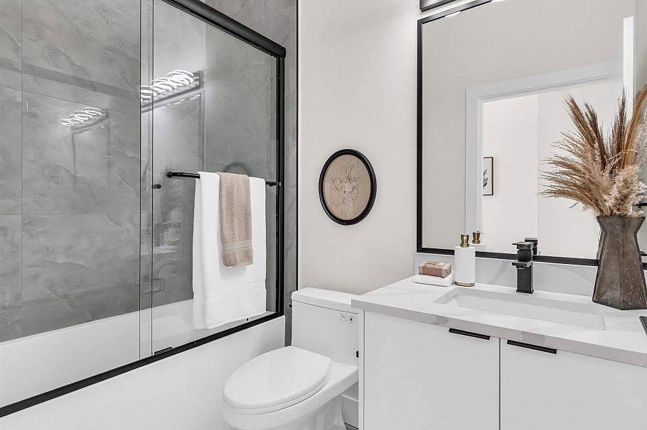 2 5221 Clarendon Street Vancouver, BC - 22