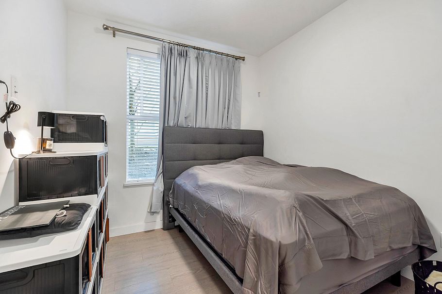 107 7988 Yukon Street Vancouver, BC - 21