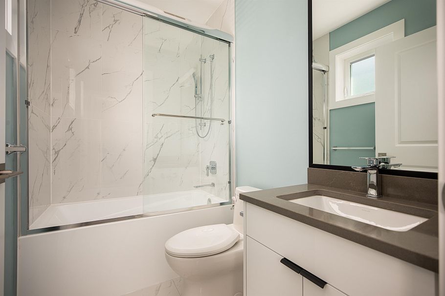 1 58 E 39th Avenue Vancouver, BC - 21