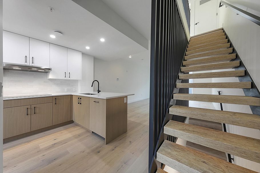 TH8 324 E Ridgeway Avenue North Vancouver, BC - 12