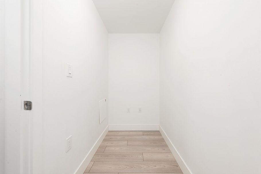 601 8570 Rivergrass Drive Vancouver, BC - 13