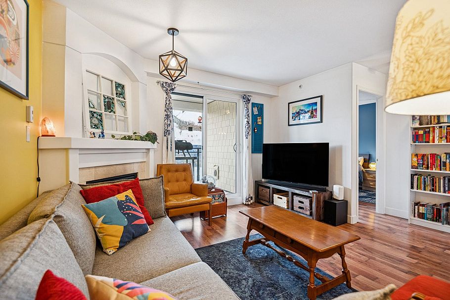 PH7 2405 Kamloops Street Vancouver, BC - 6