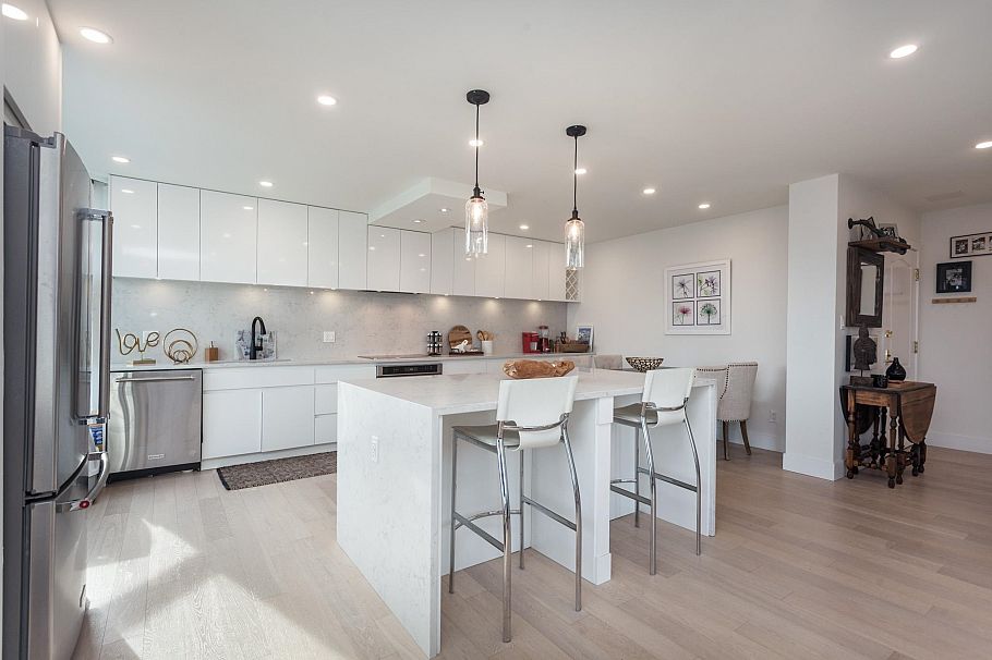 PH1 140 E 14th Street North Vancouver, BC - 11