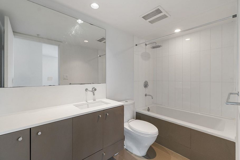 2007 999 Seymour Street Vancouver, BC - 18