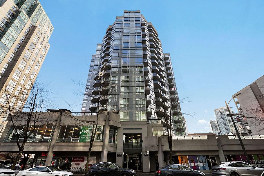 706 1212 Howe Street Vancouver, BC - 32