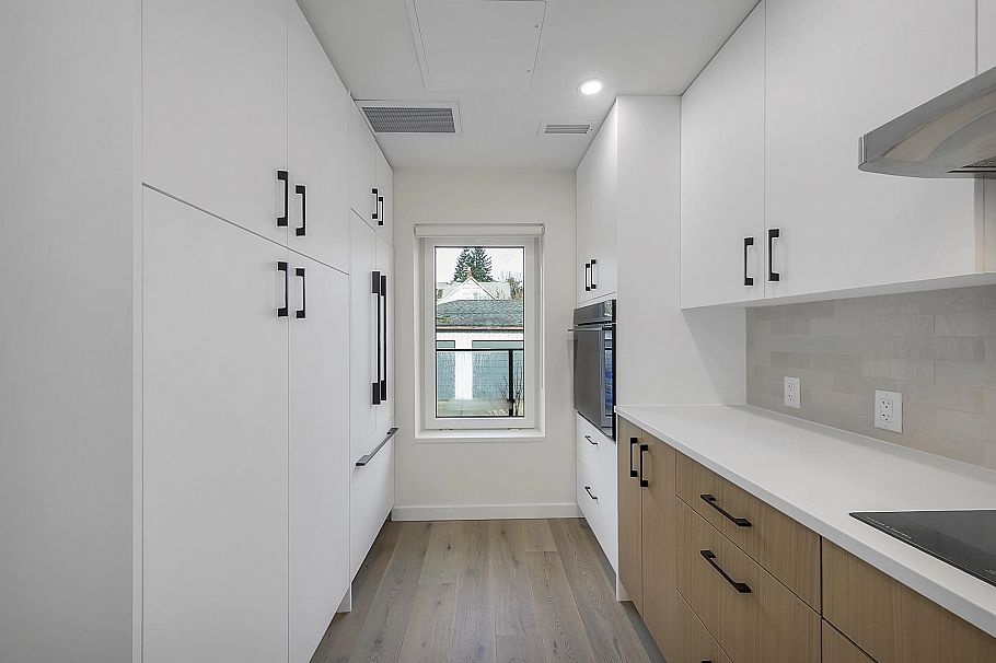 TH8 324 E Ridgeway Avenue North Vancouver, BC - 17