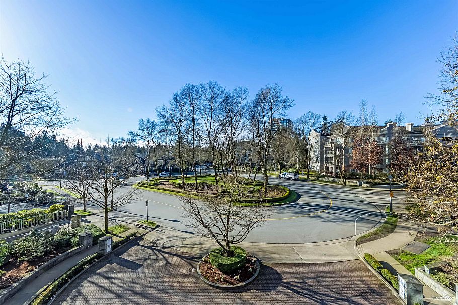 309 5639 Hampton Place Vancouver, BC - 2