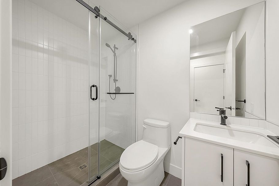 TH8 324 E Ridgeway Avenue North Vancouver, BC - 30