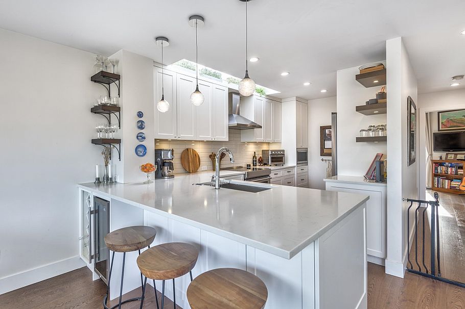 1251 W 7th Avenue Vancouver, BC - 11