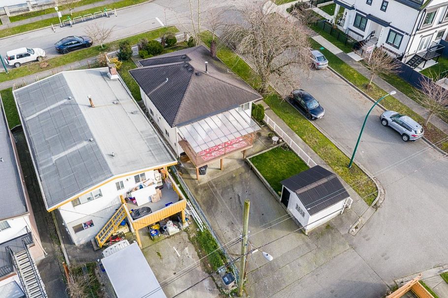 3895 Windermere Street Vancouver, BC - 28