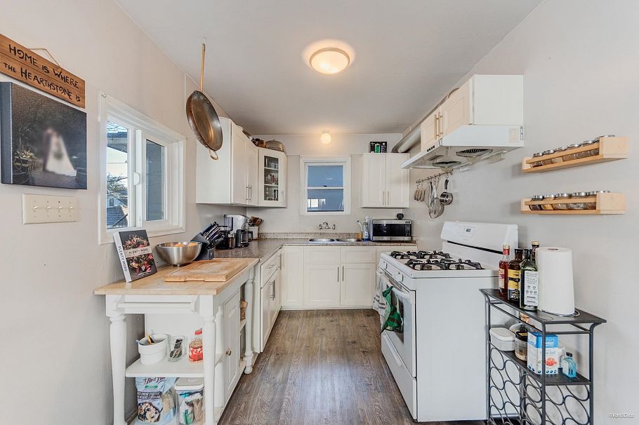 4736 Knight Street Vancouver, BC - 9