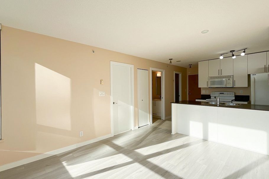 407 928 Homer Street Vancouver, BC - 4