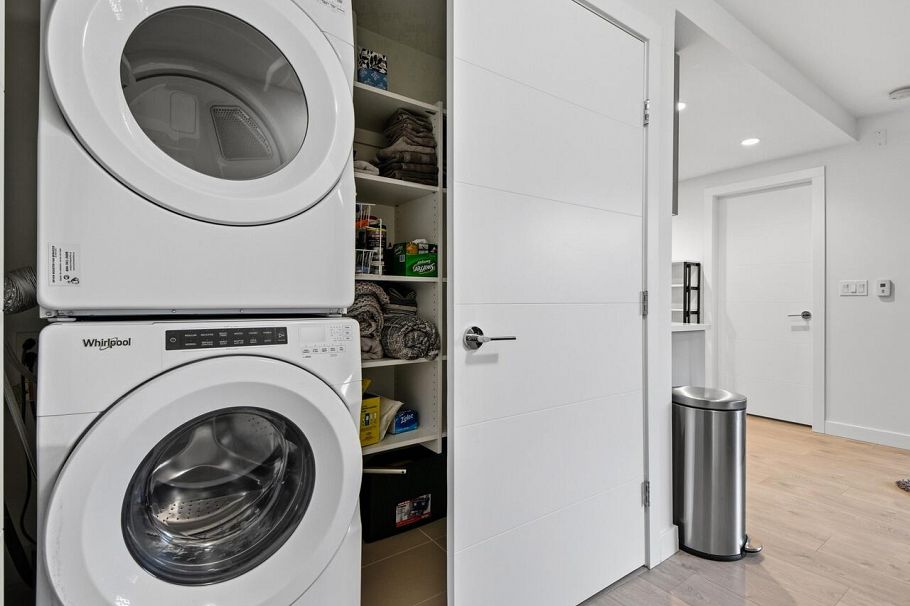 118 108 E 8th Street North Vancouver, BC - 10