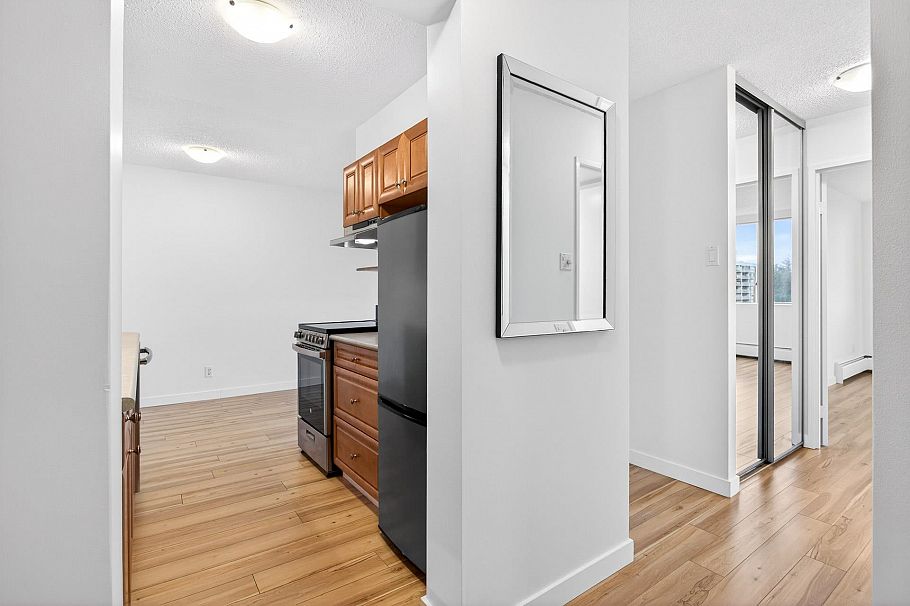 1306 2016 Fullerton Avenue North Vancouver, BC - 7