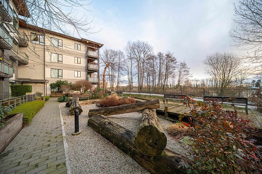 301 3138 Riverwalk Avenue Vancouver, BC - 23