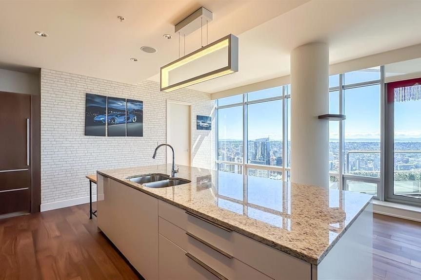 5004 1128 W Georgia Street Vancouver, BC - 11