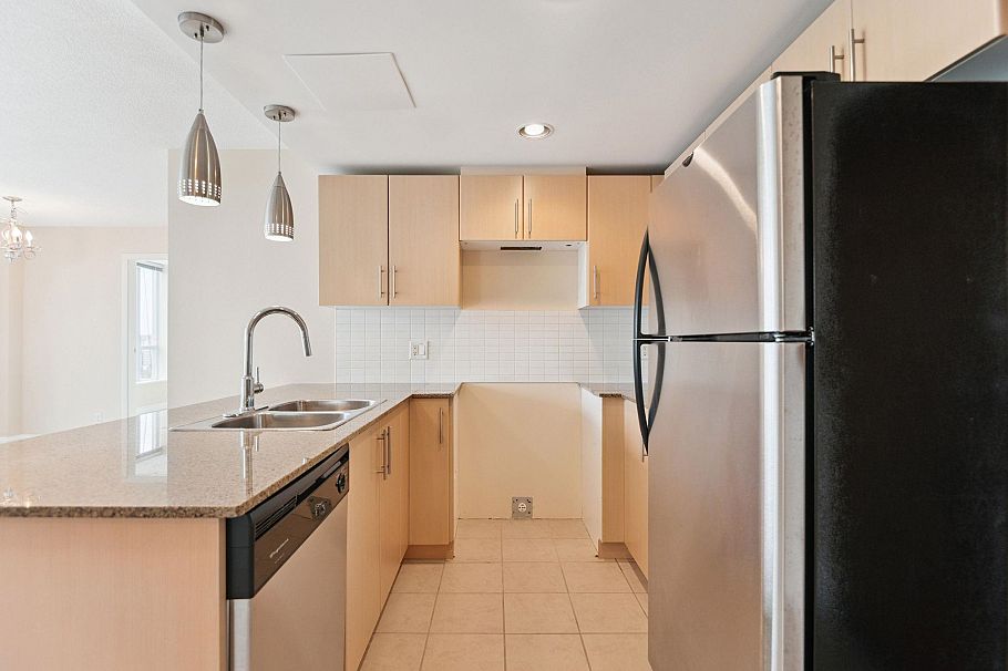 2008 550 Taylor Street Vancouver, BC - 4