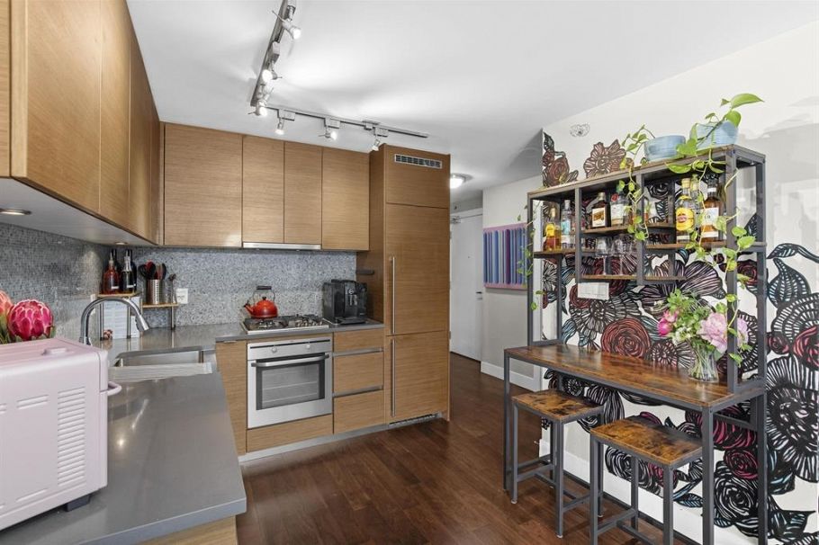 705 565 Smithe Street Vancouver, BC - 9