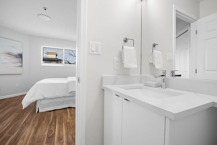 935 E 8th Avenue Vancouver, BC - 23