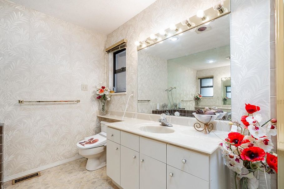 2940 Dresden Way North Vancouver, BC - 21