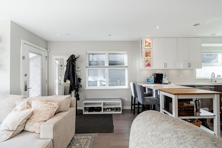 1865 Adanac Street Vancouver, BC - 6