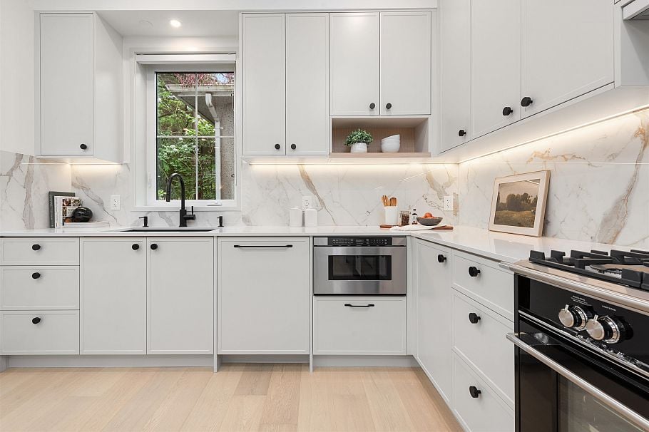 1 365 E 33rd Avenue Vancouver, BC - 14