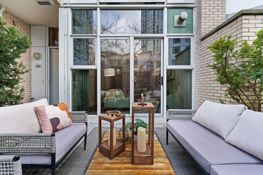 123 Aquarius Mews Vancouver, BC - 5