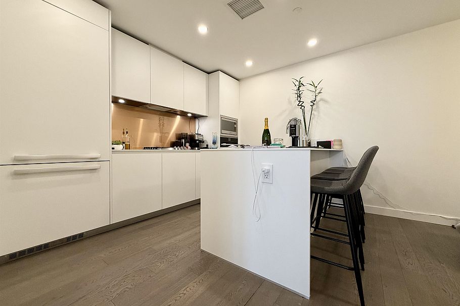 3605 1480 Howe Street Vancouver, BC - 8