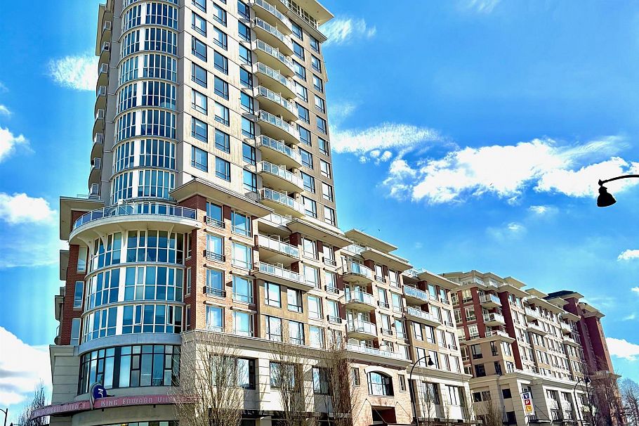 302 4028 Knight Street Vancouver, BC - 1