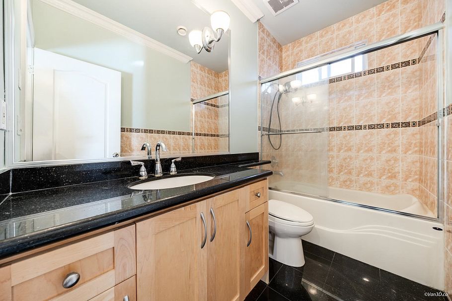 3559 Worthington Drive Vancouver, BC - 7