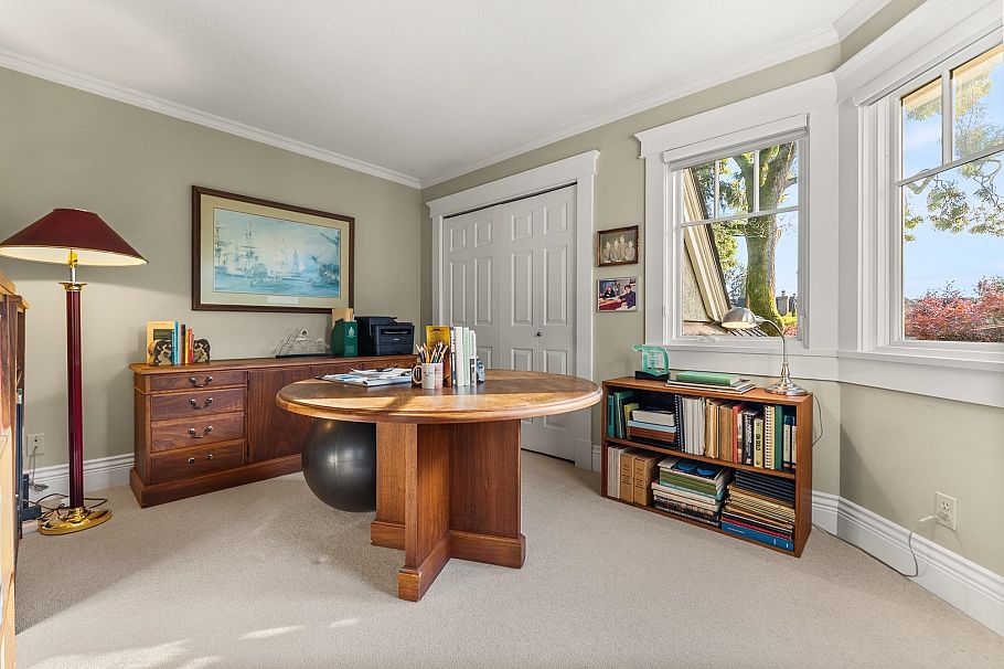 3171 W 42nd Avenue Vancouver, BC - 35