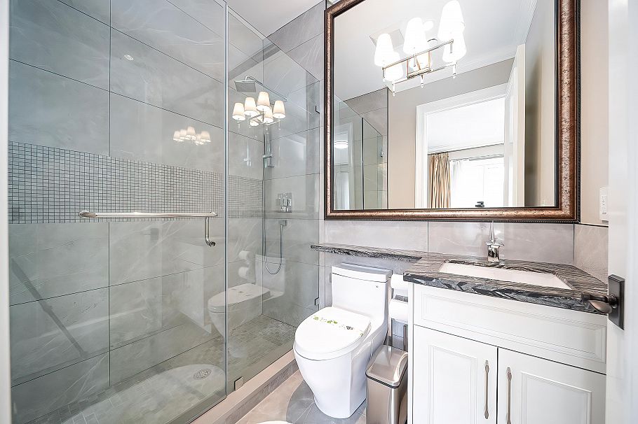 6338 Elm Street Vancouver, BC - 37