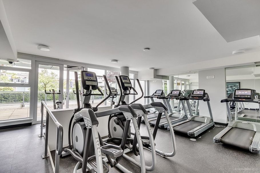 232 1777 W 7th Avenue Vancouver, BC - 8