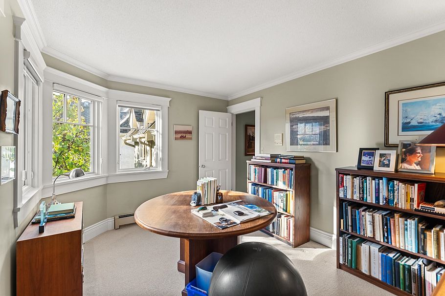 3171 W 42nd Avenue Vancouver, BC - 36