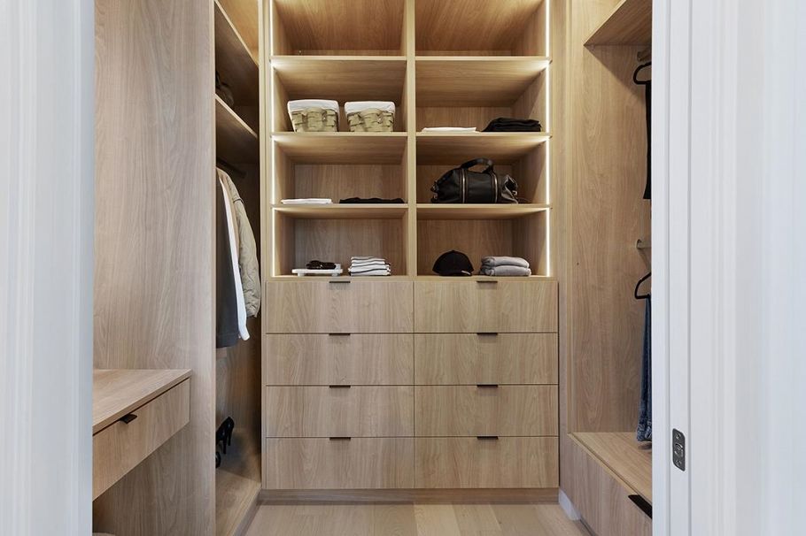 396 W 21 Avenue Vancouver, BC - 20