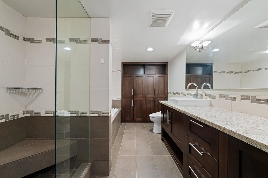 2303 1415 W Georgia Street Vancouver, BC - 25