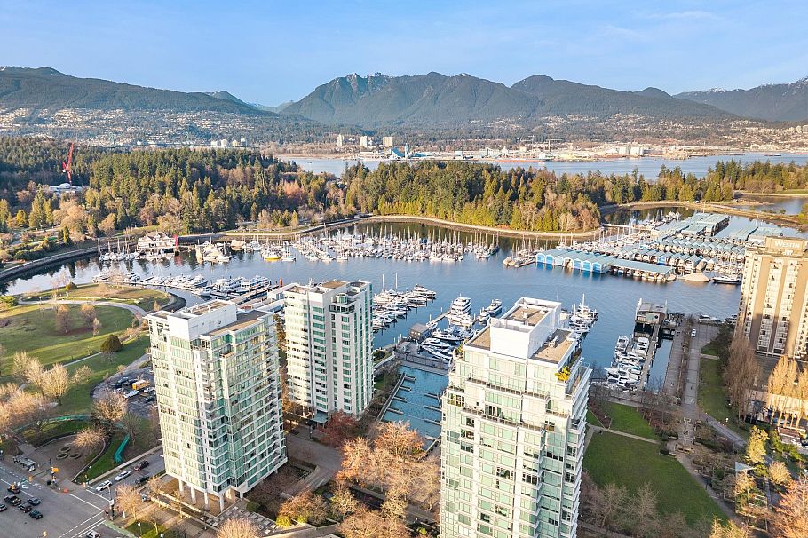 1901 1710 Bayshore Drive Vancouver, BC - 3