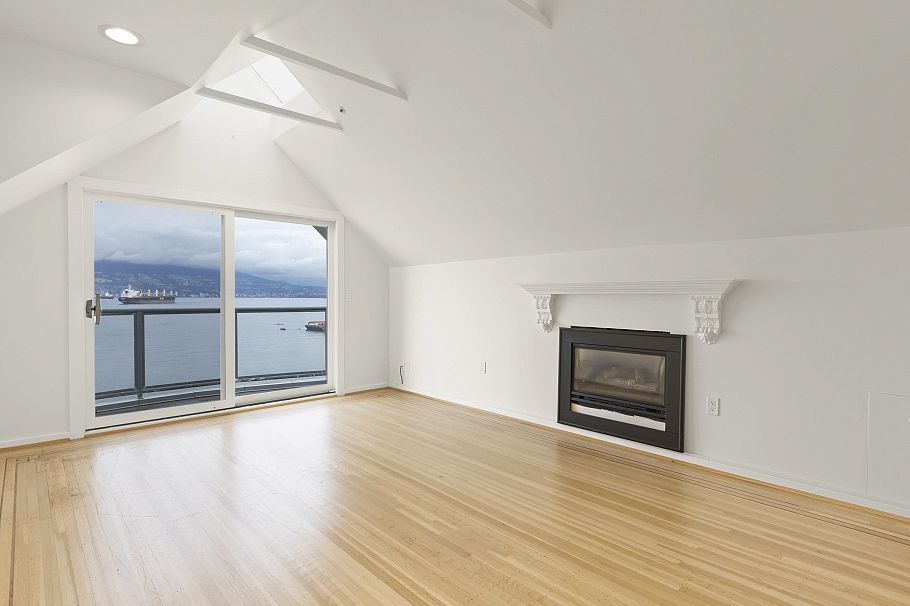 3655 Cameron Avenue Vancouver, BC - 25