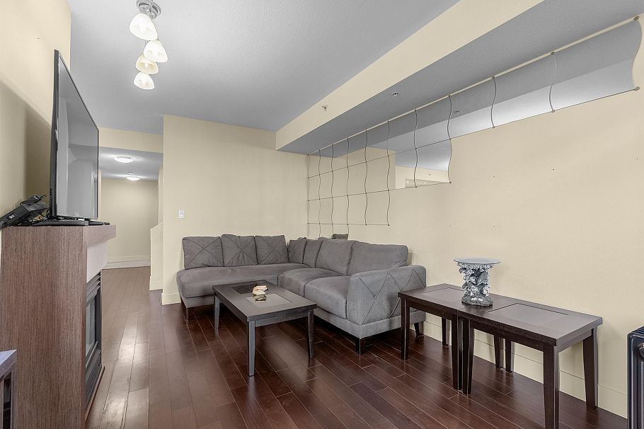 112 5958 Iona Drive Vancouver, BC - 4