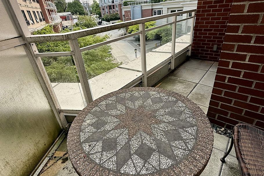 302 4028 Knight Street Vancouver, BC - 14