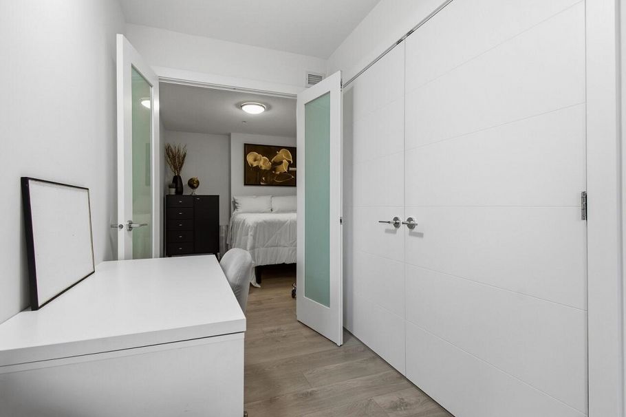 118 108 E 8th Street North Vancouver, BC - 20