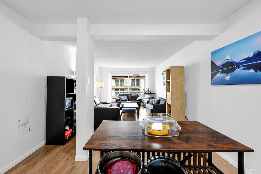 201 8680 Fremlin Street Vancouver, BC - 5