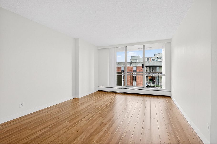 1306 2016 Fullerton Avenue North Vancouver, BC - 5