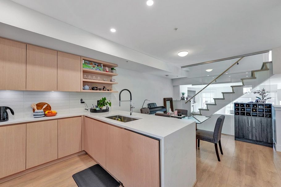 3 752 E 3rd Street North Vancouver, BC - 21