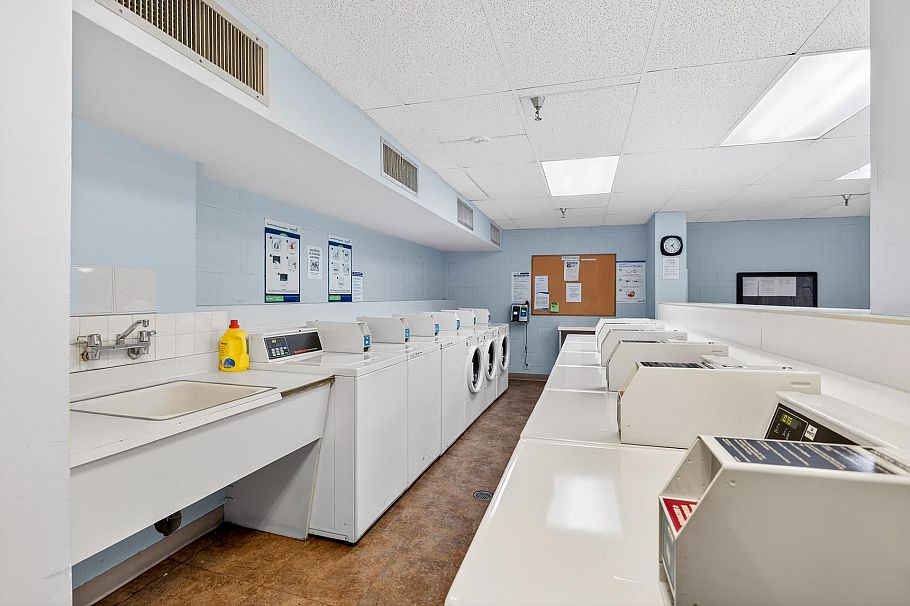 1306 2016 Fullerton Avenue North Vancouver, BC - 34