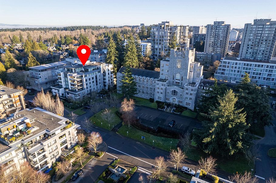 112 5958 Iona Drive Vancouver, BC - 2