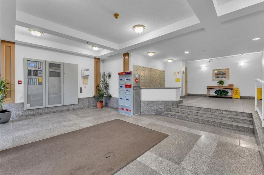 910 3489 Ascot Place Vancouver, BC - 10